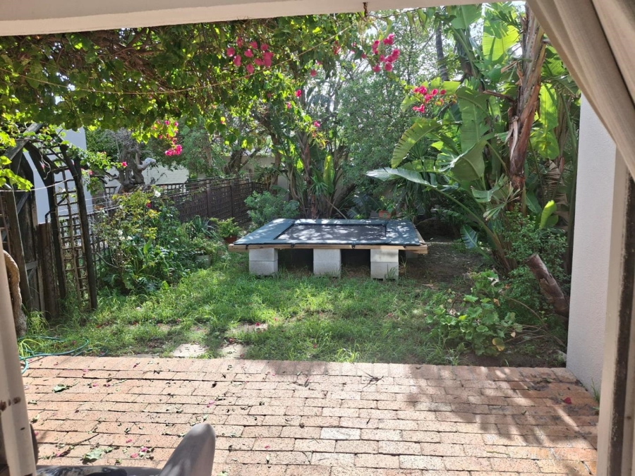 2 Bedroom Property for Sale in Woodbridge Island Western Cape